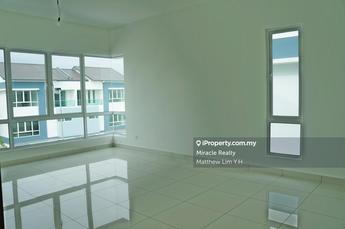 Semi-Detached House for Sale in Ambang Botanic, Klang by Matthew Lim Y.H - iProperty.com.my