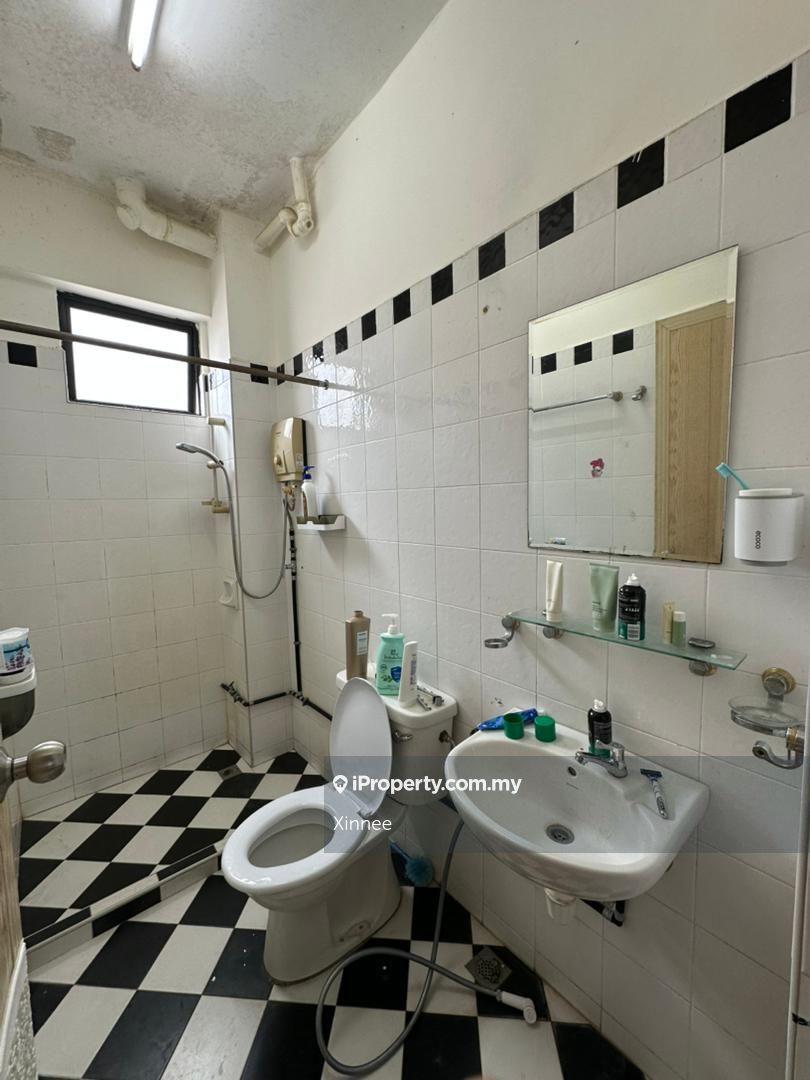 Rumah Bandar untuk Dijual di Tanjung Bungah, Penang oleh Xinnee - iProperty.com.my