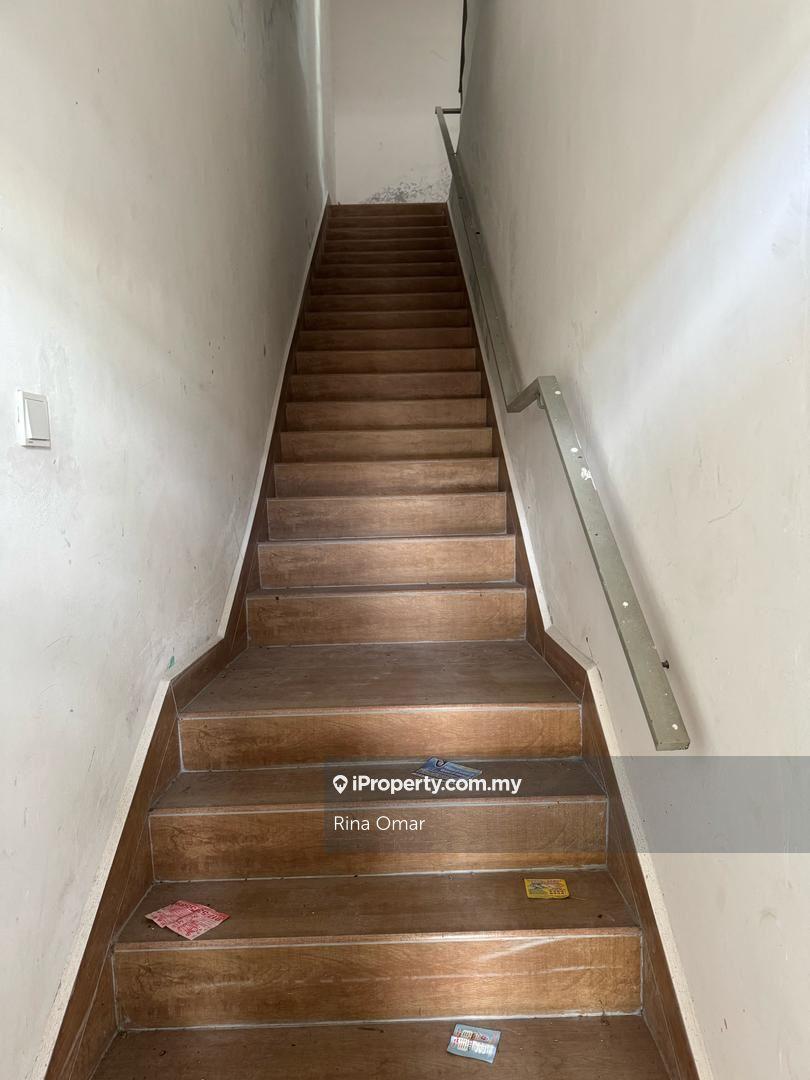 Shop-Office for Sale in Jelapang, Ipoh by Rina Omar - iProperty.com.my