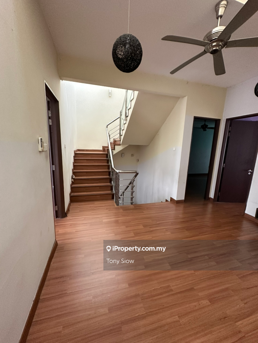Rumah Berangkai 2.5 Tingkat untuk Dijual di USJ Heights, Subang Jaya oleh Tony Siow - iProperty.com.my