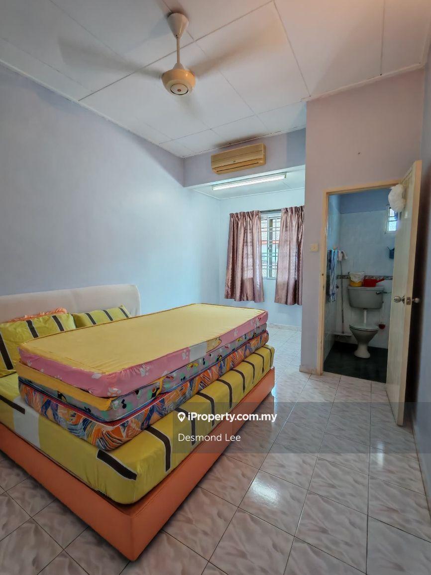 Rumah Berangkai 2 Tingkat untuk Dijual di Taman Desa Tebrau, Tebrau oleh Desmond Lee - iProperty.com.my