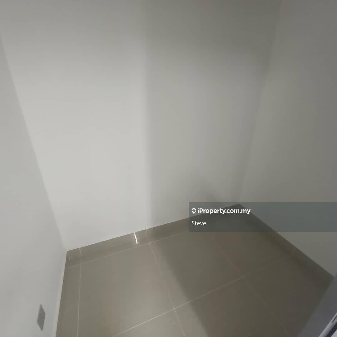 Service Residence for Rent in Amerin Residence by Steve - iProperty.com.my