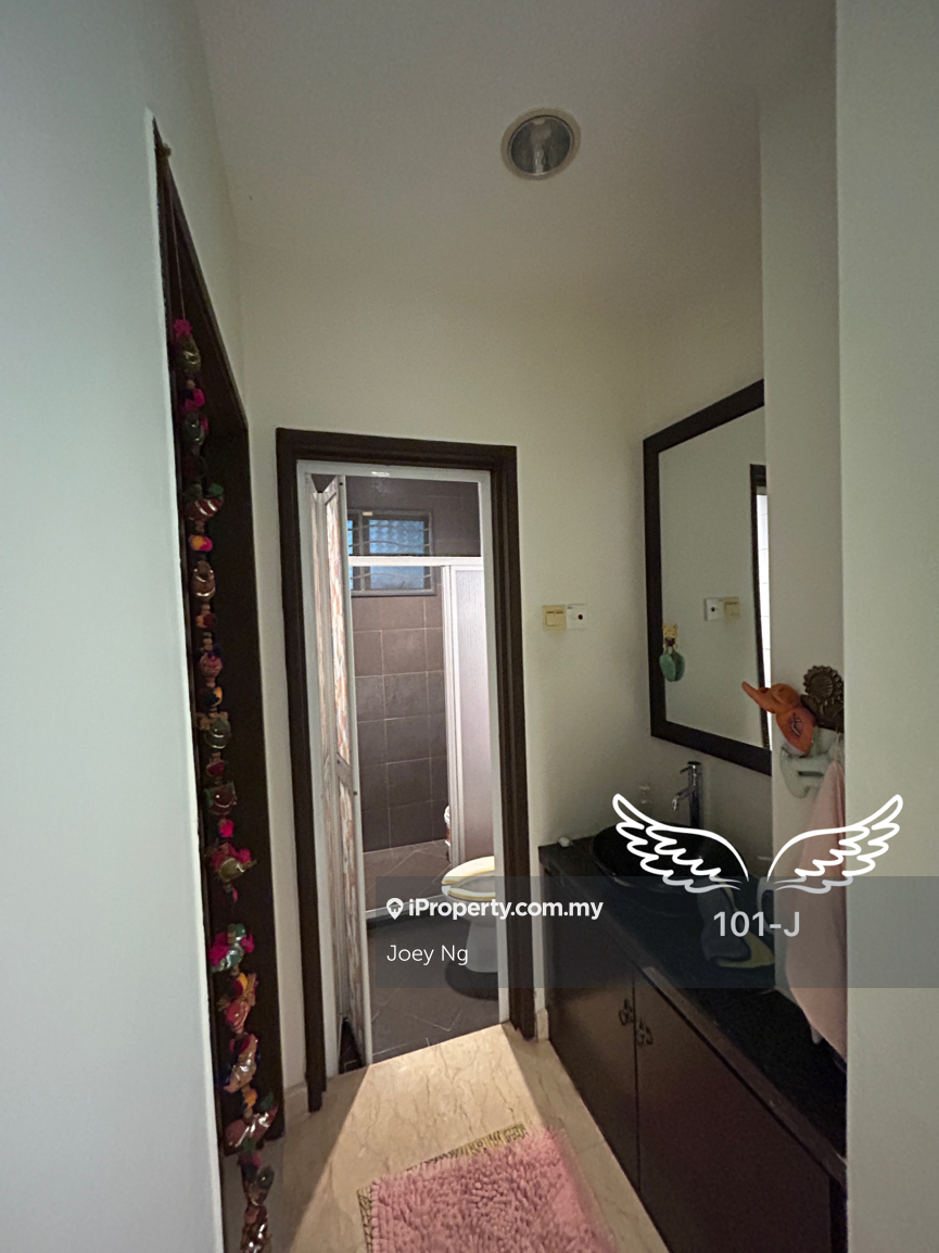 Rumah Berangkai 2 Tingkat untuk Dijual di Bandar Bukit Tinggi 2, Klang oleh Joey Ng - iProperty.com.my