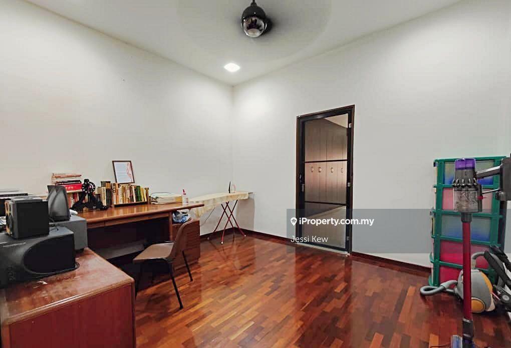 Rumah Berkembar untuk Dijual di Bukit Sungai Long, Bandar Sungai Long oleh Jessi Kew - iProperty.com.my