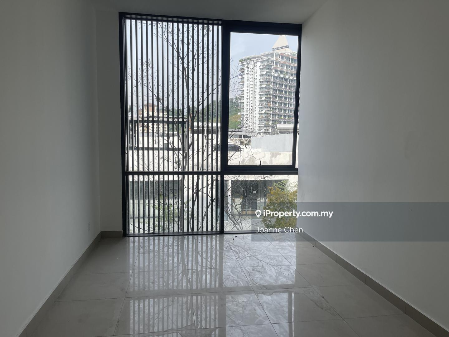 3.5-storey Terraced House for Sale in PJU 8, Damansara Perdana, Petaling Jaya by Joanne Chen - iProperty.com.my