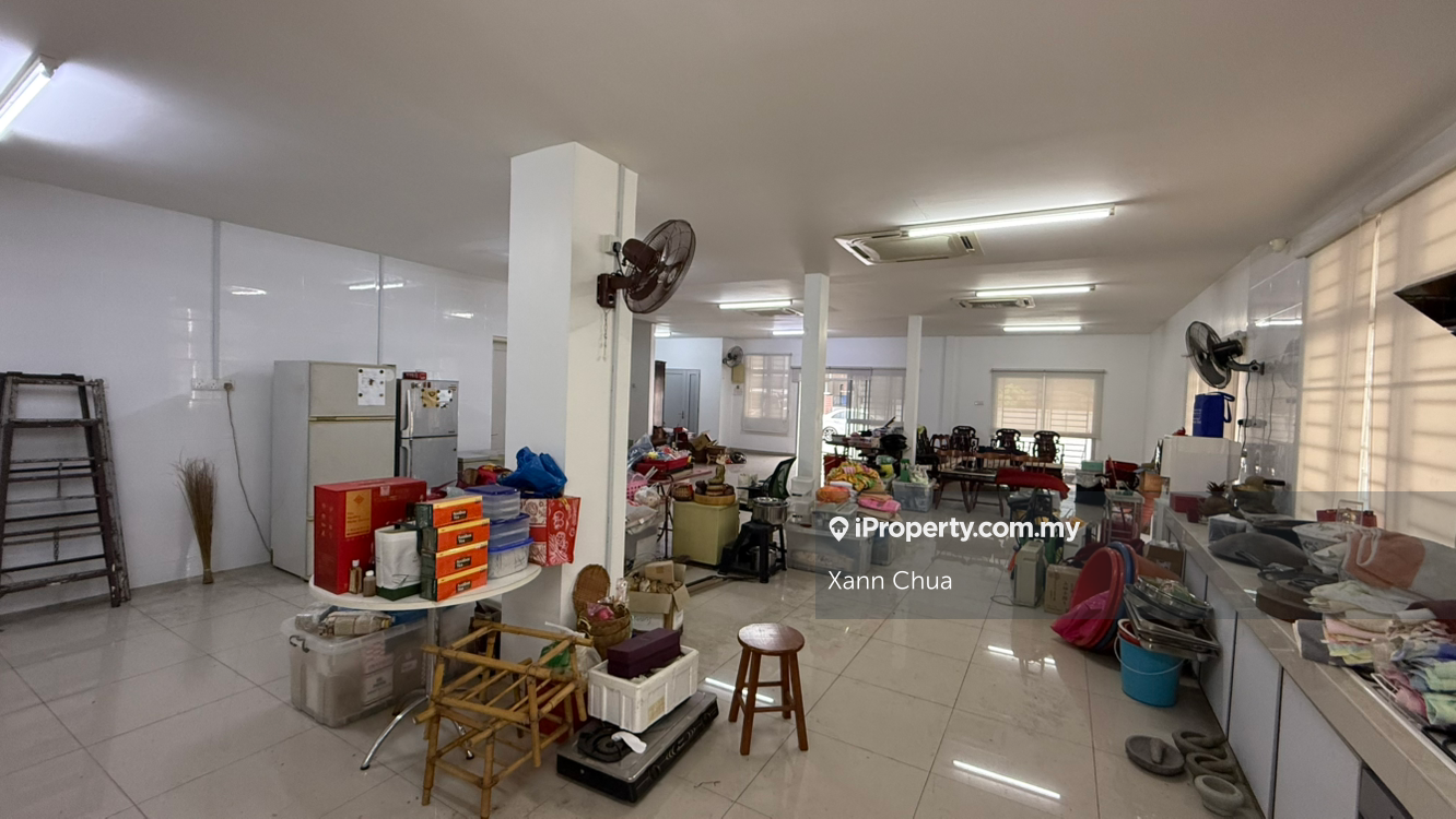 Rumah Teres untuk Dijual di Taman Alam Putra, Seri Kembangan oleh Xann Chua - iProperty.com.my