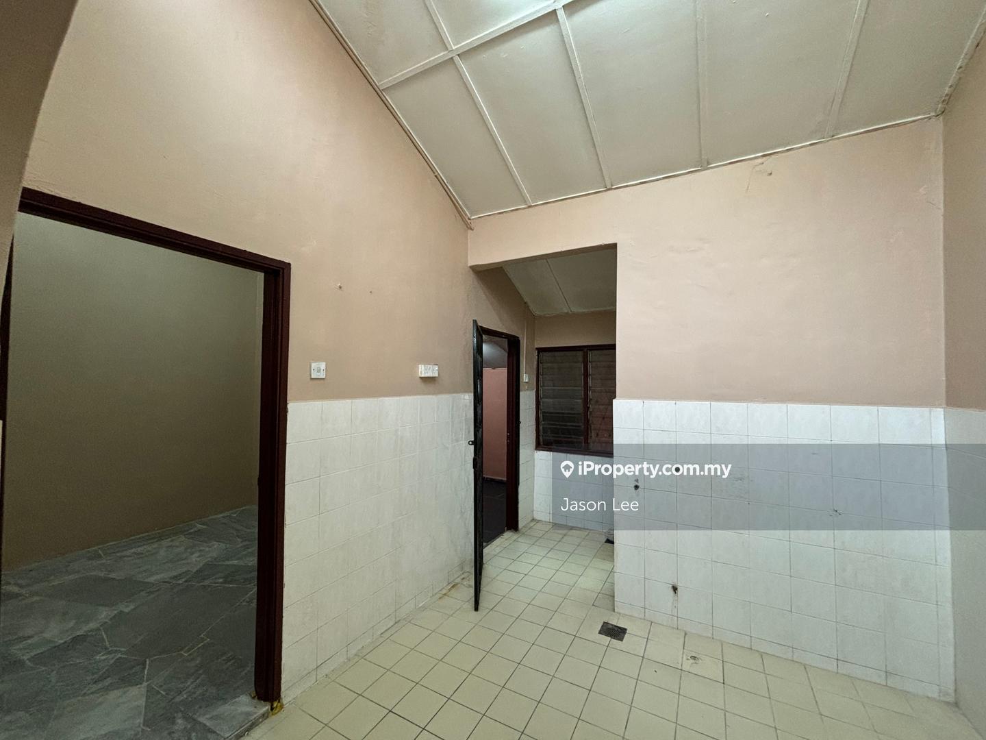 Rumah Berangkai 1 Tingkat untuk Dijual di Taman Harmoni, Seri Kembangan oleh Jason Lee - iProperty.com.my