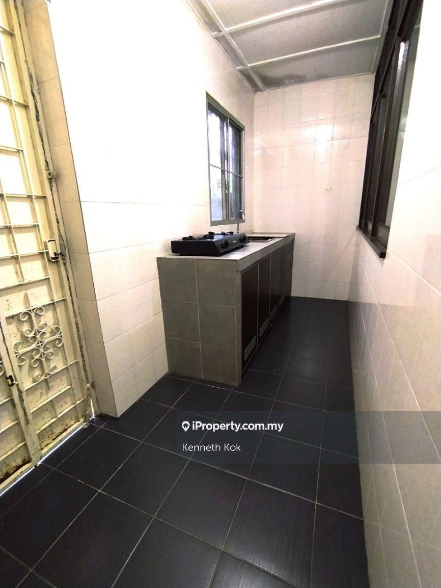 Rumah Berangkai 2 Tingkat untuk Dijual di SS18, Subang Jaya oleh Kenneth Kok - iProperty.com.my
