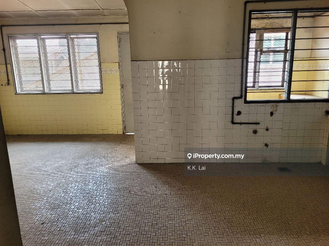 Rumah Berangkai 2 Tingkat untuk Dijual di Salak South Garden, Salak Selatan oleh K.K. Lai - iProperty.com.my