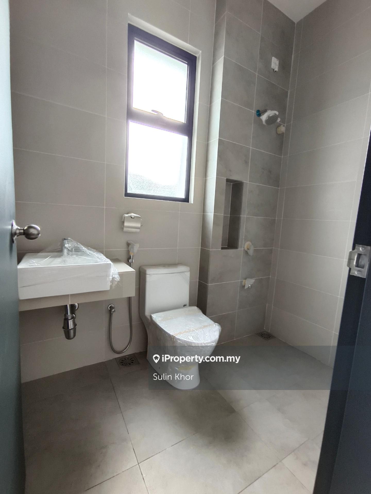 Rumah Berangkai 2 Tingkat untuk Dijual di Bandar Kinrara Seksyen 8, Bandar Kinrara oleh Sulin Khor - iProperty.com.my