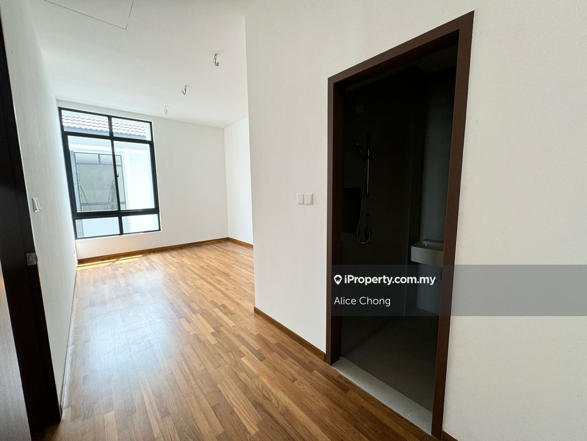 Cluster House for Sale in The Kews Senibong Leisure Farm, Gelang Patah by Alice Chong - iProperty.com.my