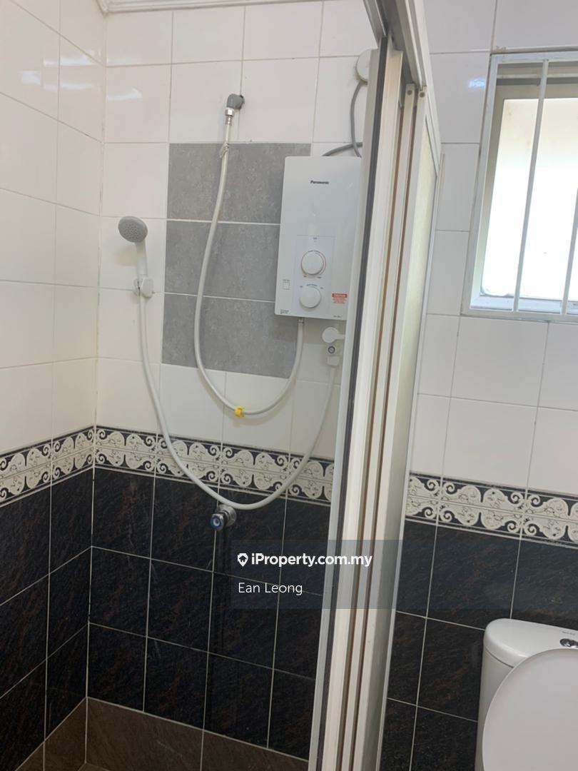 Rumah Berangkai 2 Tingkat untuk Disewa di Bukit Rahman Putra, Sungai Buloh oleh Ean Leong - iProperty.com.my