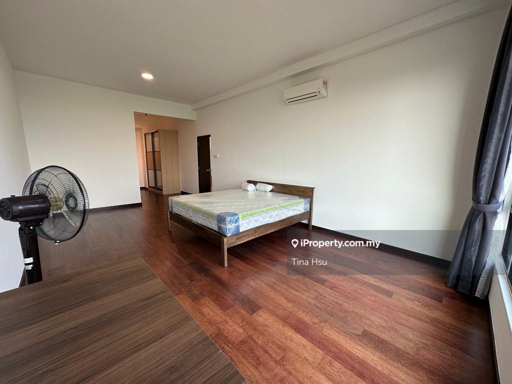 Service Residence for Sale in Molek Regency by Tina Hsu - iProperty.com.my