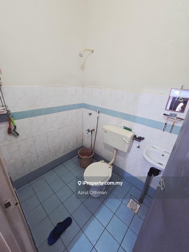 1-storey Terraced House for Sale in wnh7t, Sikamat by Azrul Othman - iProperty.com.my