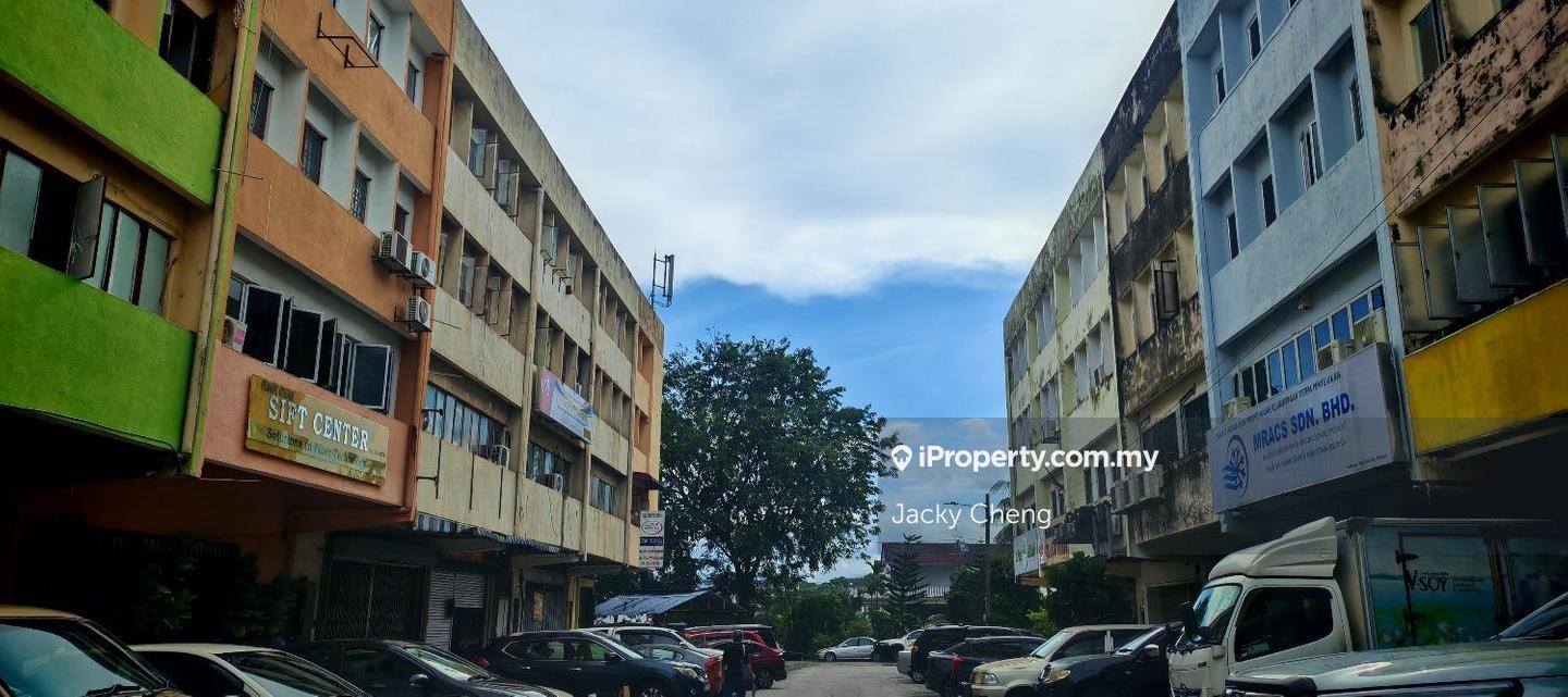 Kilang Teres untuk Dijual di Balakong, Cheras oleh Jacky Cheng - iProperty.com.my