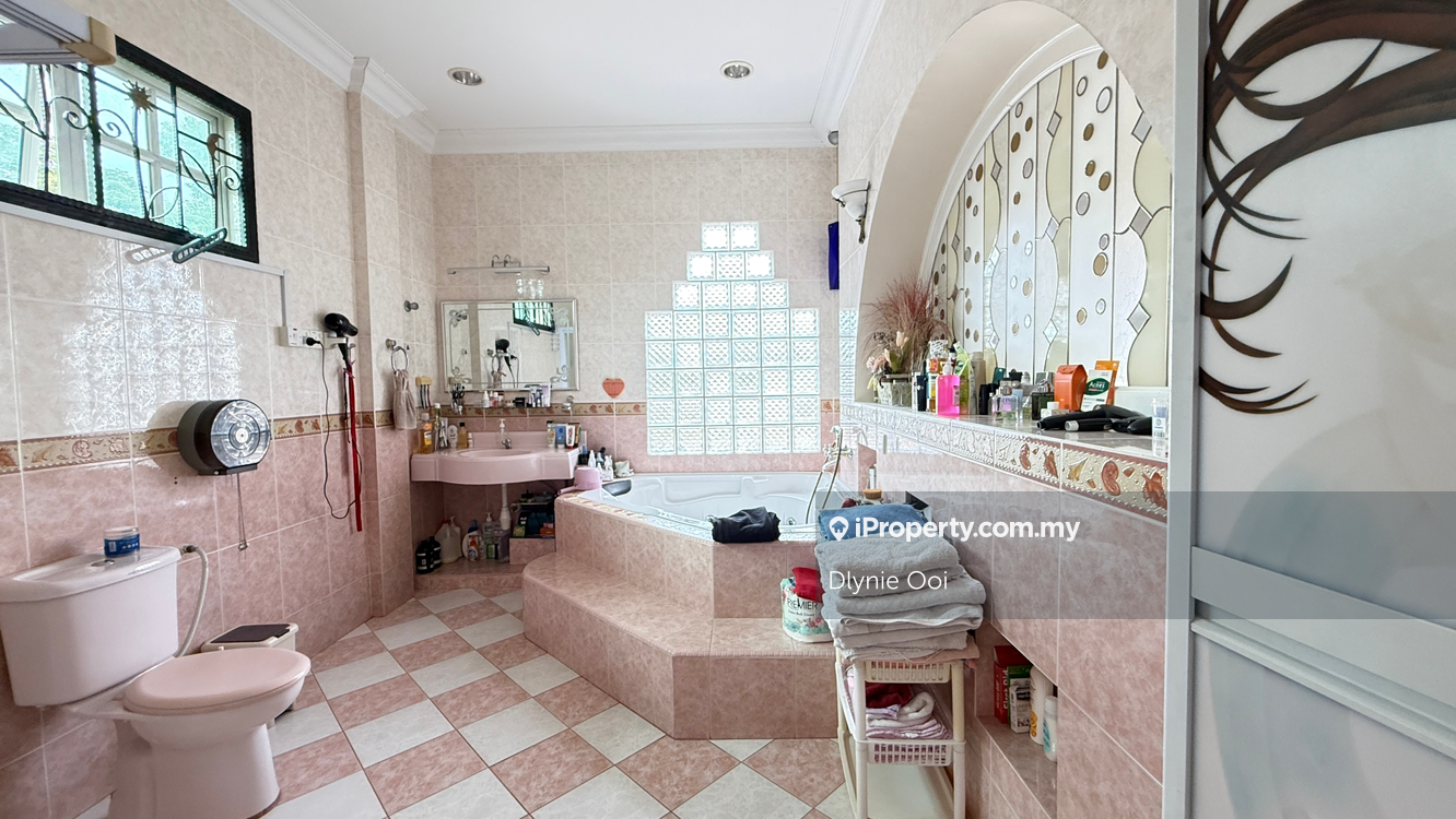 Bungalow House for Sale in Taman Impian Gemilang, Kajang by Dlynie Ooi - iProperty.com.my