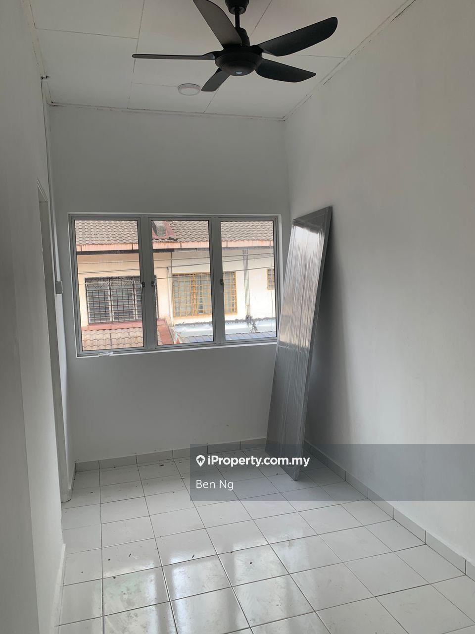 Rumah Berangkai 2 Tingkat untuk Dijual di Usj 1, Subang Jaya oleh Ben Ng - iProperty.com.my