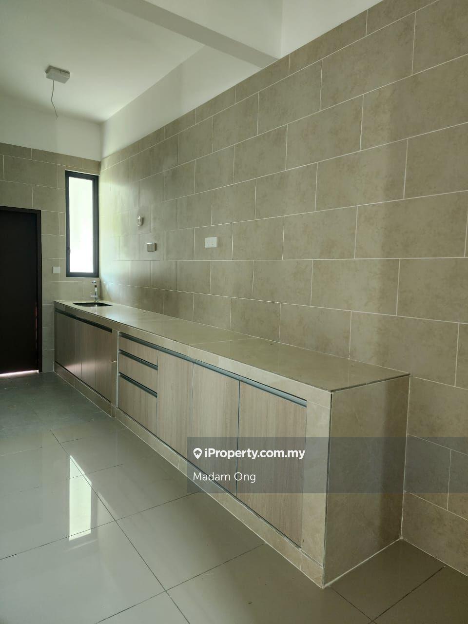 Rumah Berkembar untuk Disewa di Perdana Lakeview East, Cyberjaya oleh Madam Ong - iProperty.com.my