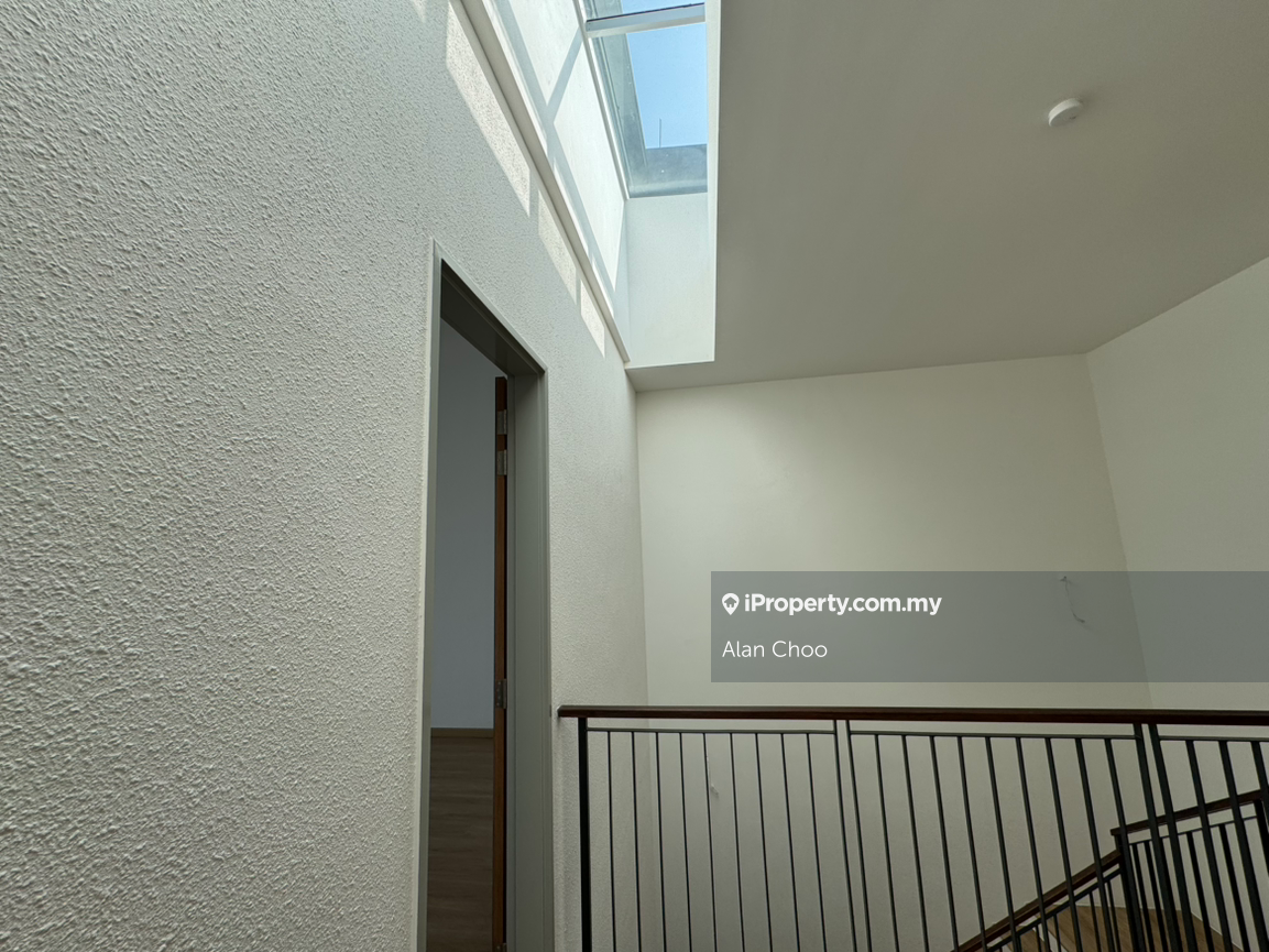 3-storey Terraced House for Sale in Taman Puchong Legenda, Puchong by Alan Choo - iProperty.com.my