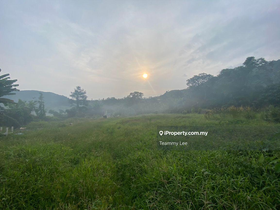 Tanah Pertanian untuk Dijual di Broga , Sak Da Tok Temple, Electric Ready, Tar Roa, Lenggeng oleh Teammy Lee - iProperty.com.my