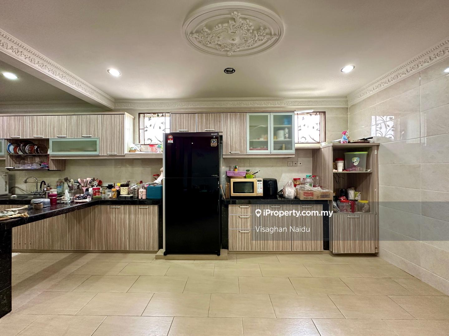 Rumah Berkembar untuk Dijual di Bandar Country Homes, Rawang oleh Visaghan Naidu - iProperty.com.my