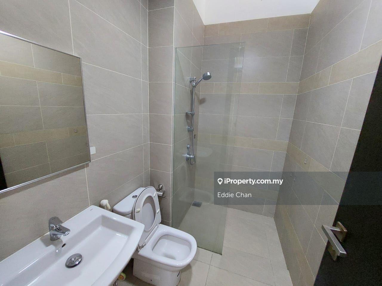 Rumah Berangkai 3 Tingkat untuk Dijual di 16 Quartz Courtyard Villa, Melawati oleh Eddie Chan - iProperty.com.my