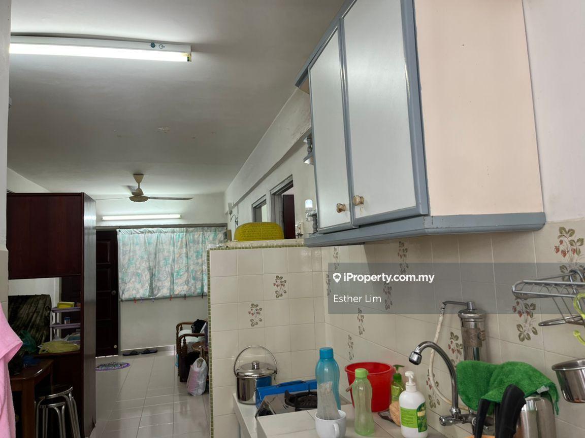 Rumah Pangsa untuk Dijual di Farlim 4 oleh Esther Lim - iProperty.com.my