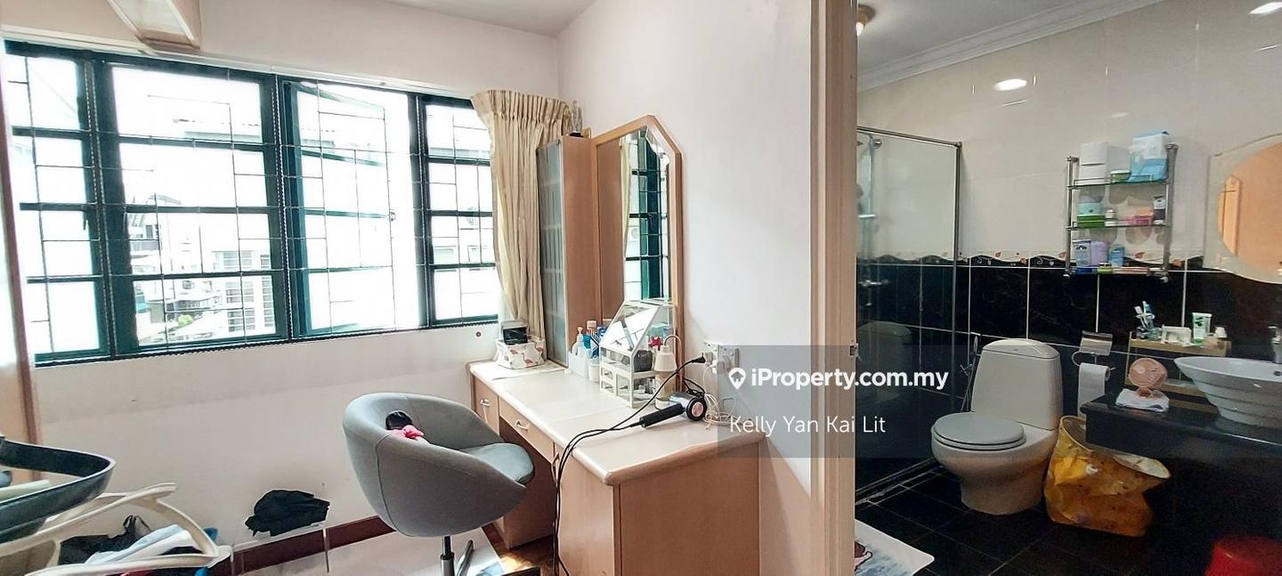 Semi-Detached House for Sale in Ampang, Ampang by Kelly Yan Kai Lit - iProperty.com.my