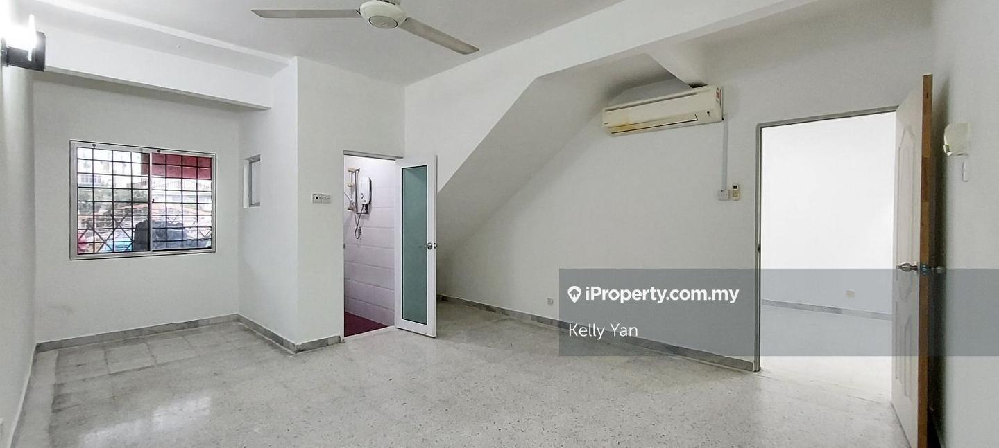 Townhouse for Sale in Pandan Indah, Ampang by Kelly Yan Kai Lit - iProperty.com.my