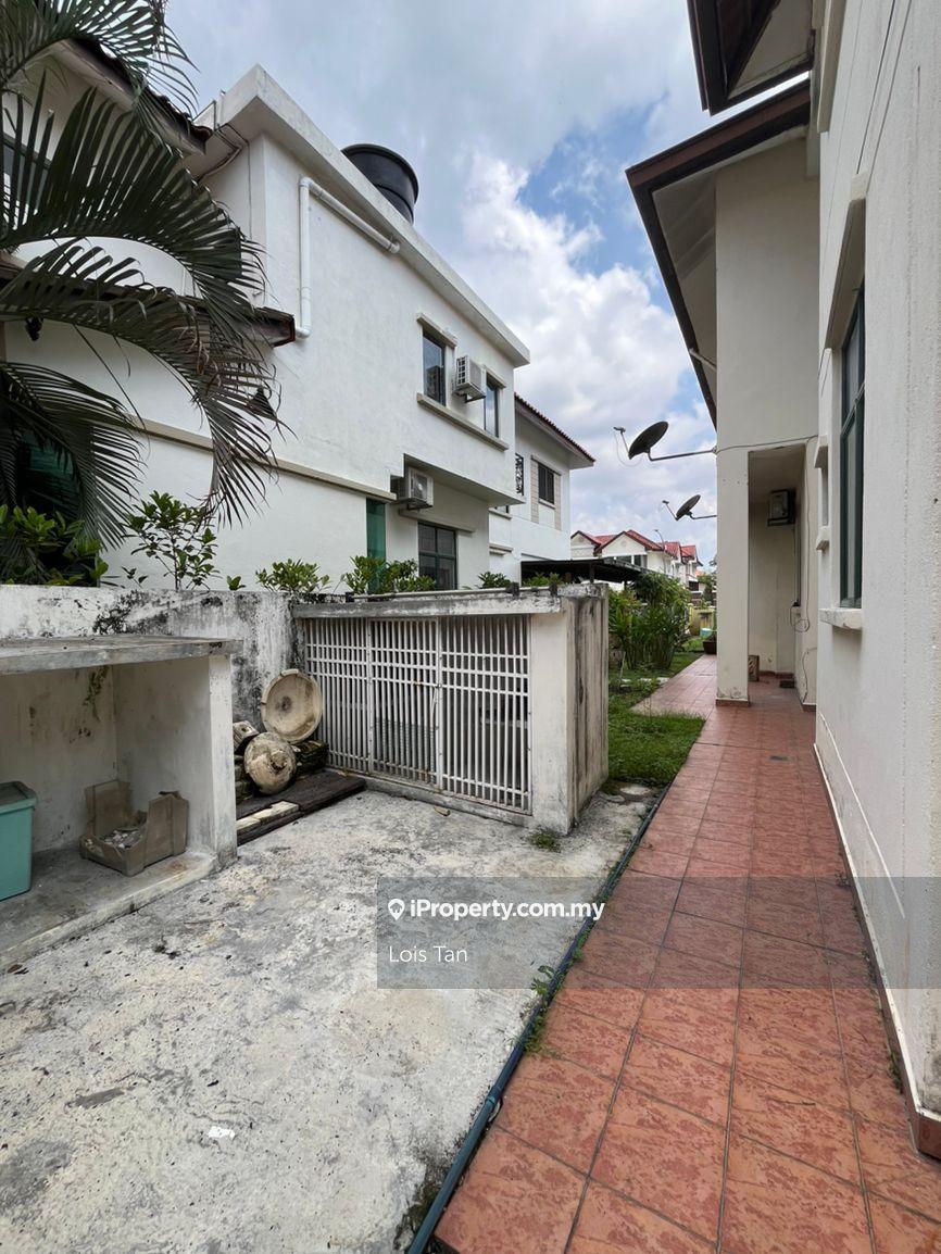 Bungalow House for Sale in Kota Kemuning, Shah Alam by Lois Tan - iProperty.com.my
