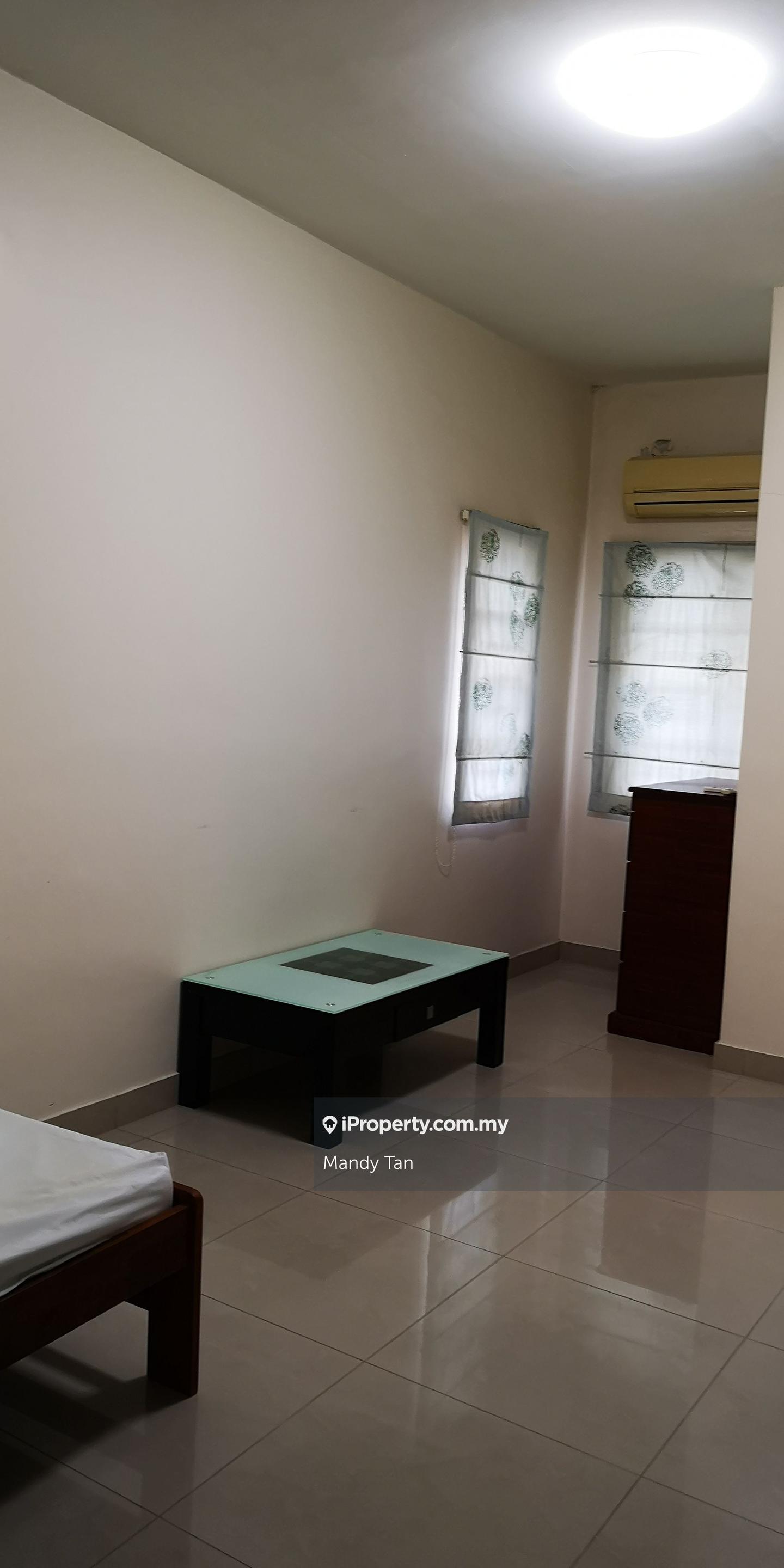 Rumah Berangkai 3 Tingkat untuk Dijual di Bukit segar Jaya 2, Cheras oleh Mandy Tan - iProperty.com.my