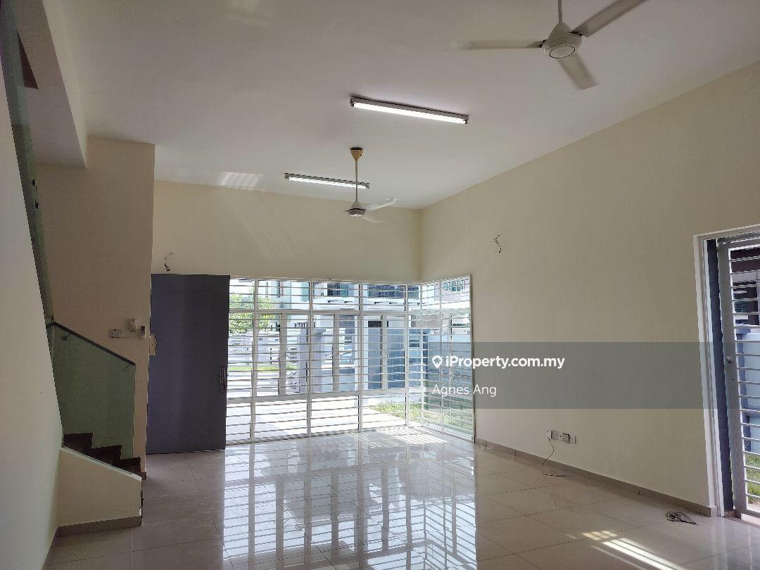 Cluster House for Sale in Canary garden, Klang by Agnes Ang - iProperty.com.my