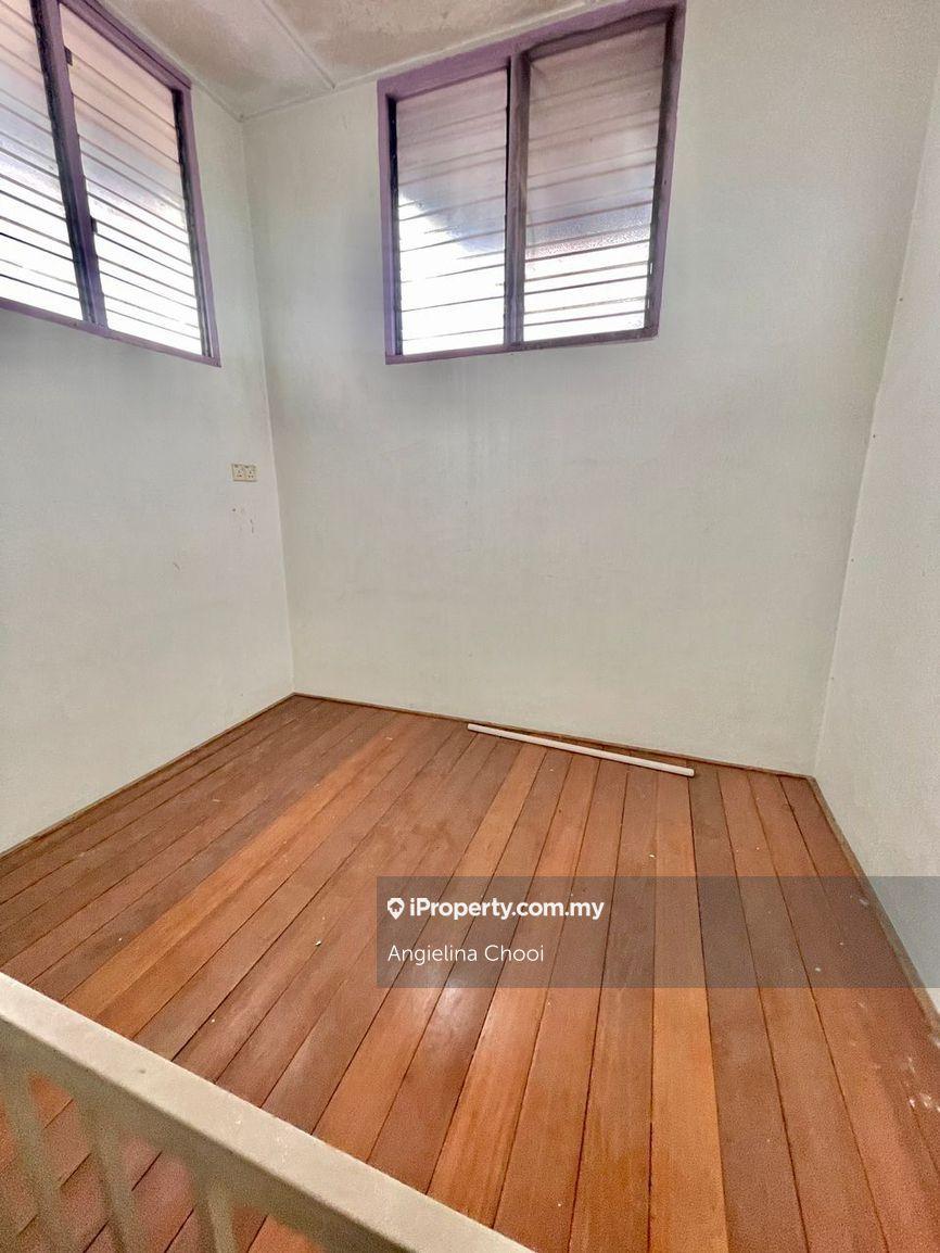 Rumah Berangkai 1.5 Tingkat untuk Disewa di Teluk Intan, Perak oleh Angielina Chooi - iProperty.com.my