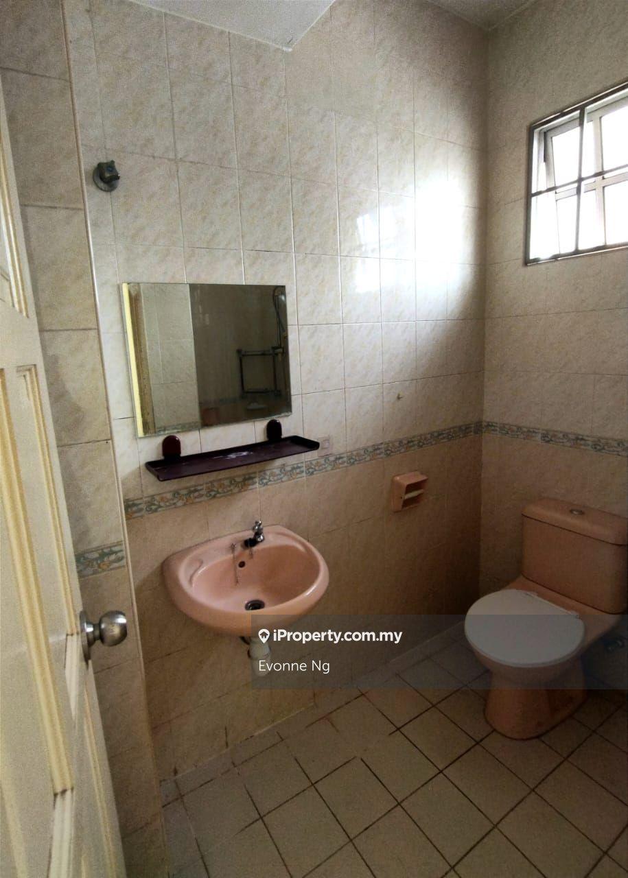 Rumah Berangkai 2 Tingkat untuk Dijual di SUNGAI CHUA, Kajang oleh Evonne Ng - iProperty.com.my