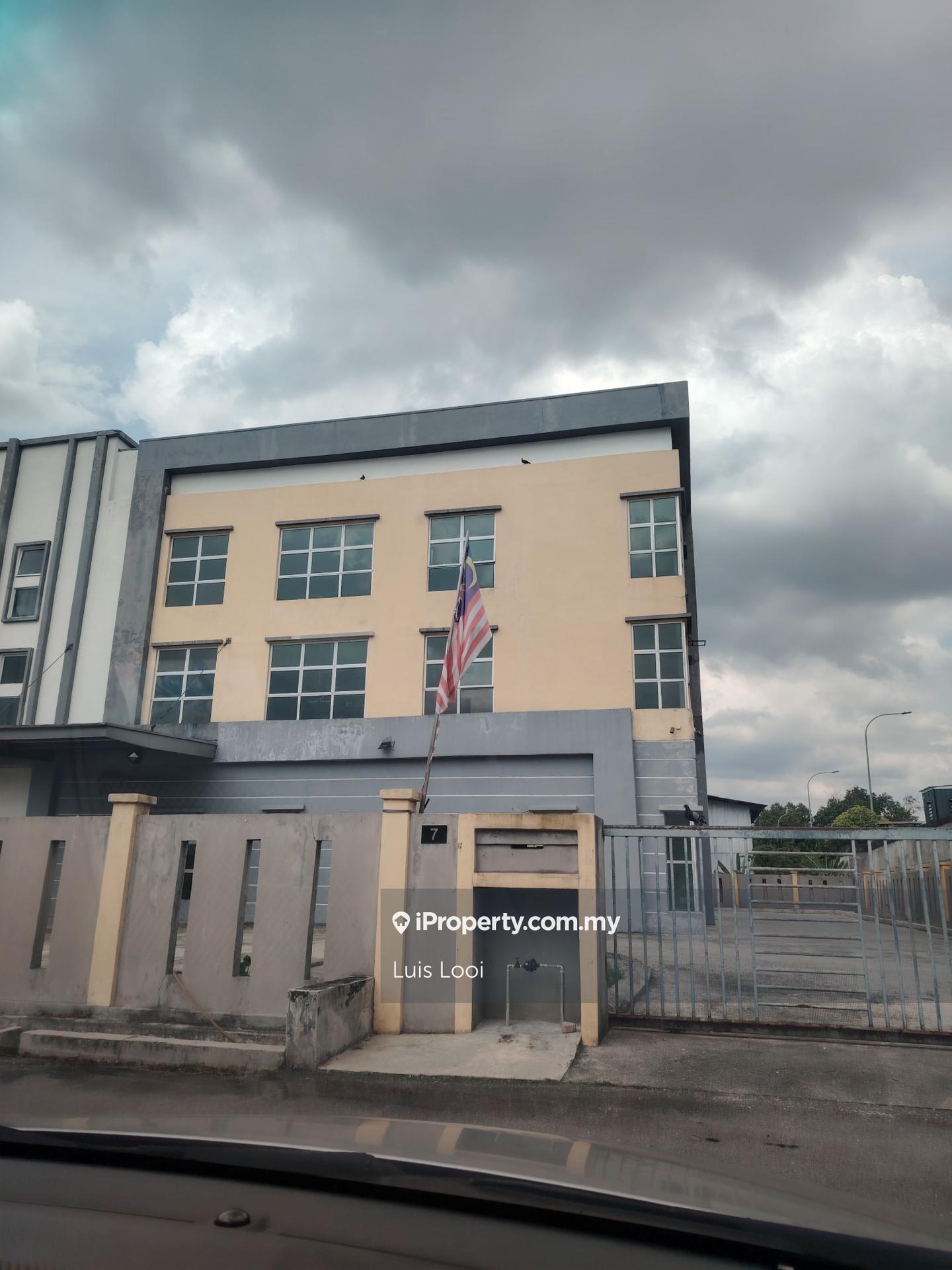 Semi-D Kilang untuk Disewa di Bukit Angkat, Kajang oleh Luis Looi - iProperty.com.my