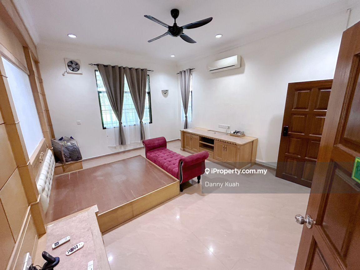Banglo untuk Dijual di Taman Melaka Perdana, Bukit Katil oleh Danny Kuah - iProperty.com.my