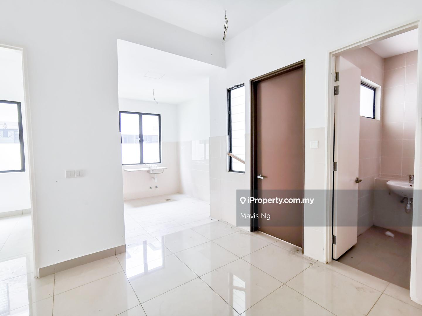 Rumah Berkembar untuk Dijual di Setia utama 1 Semi D by water Elmeri, Setia Alam oleh Mavis Ng - iProperty.com.my