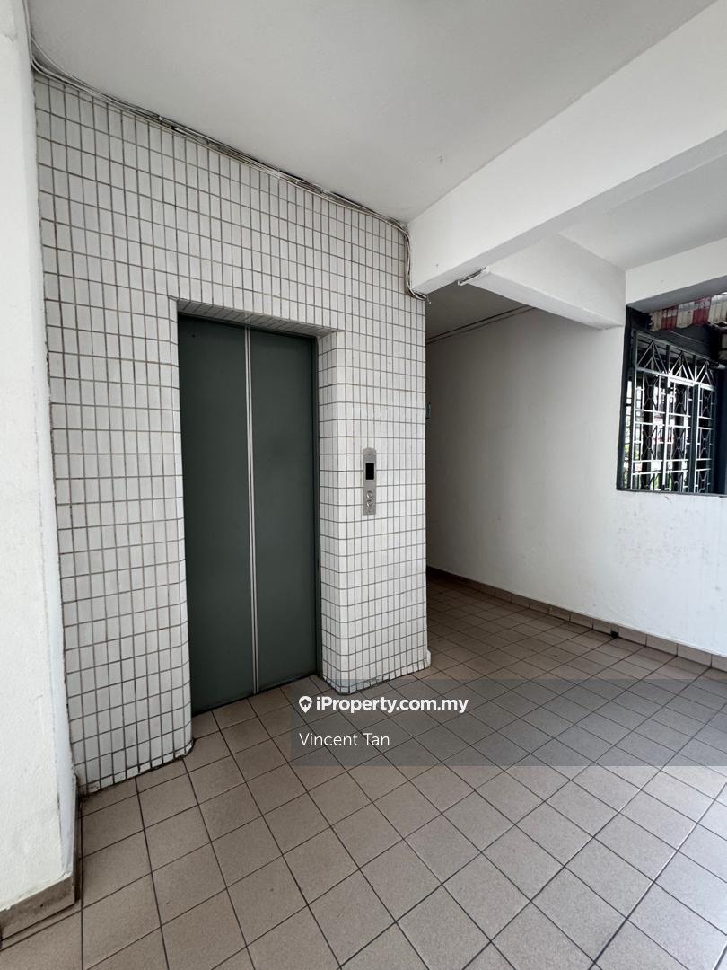 Apartment for Sale in Subang Perdana Goodyear Court 10 by Vincent Tan - iProperty.com.my