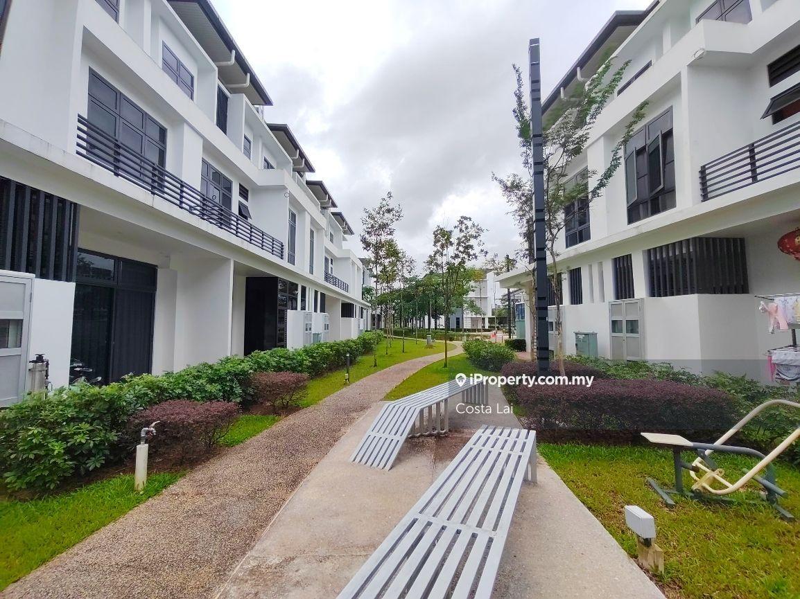 Townhouse for Sale in Kuching, Sarawak by Costa Lai - iProperty.com.my