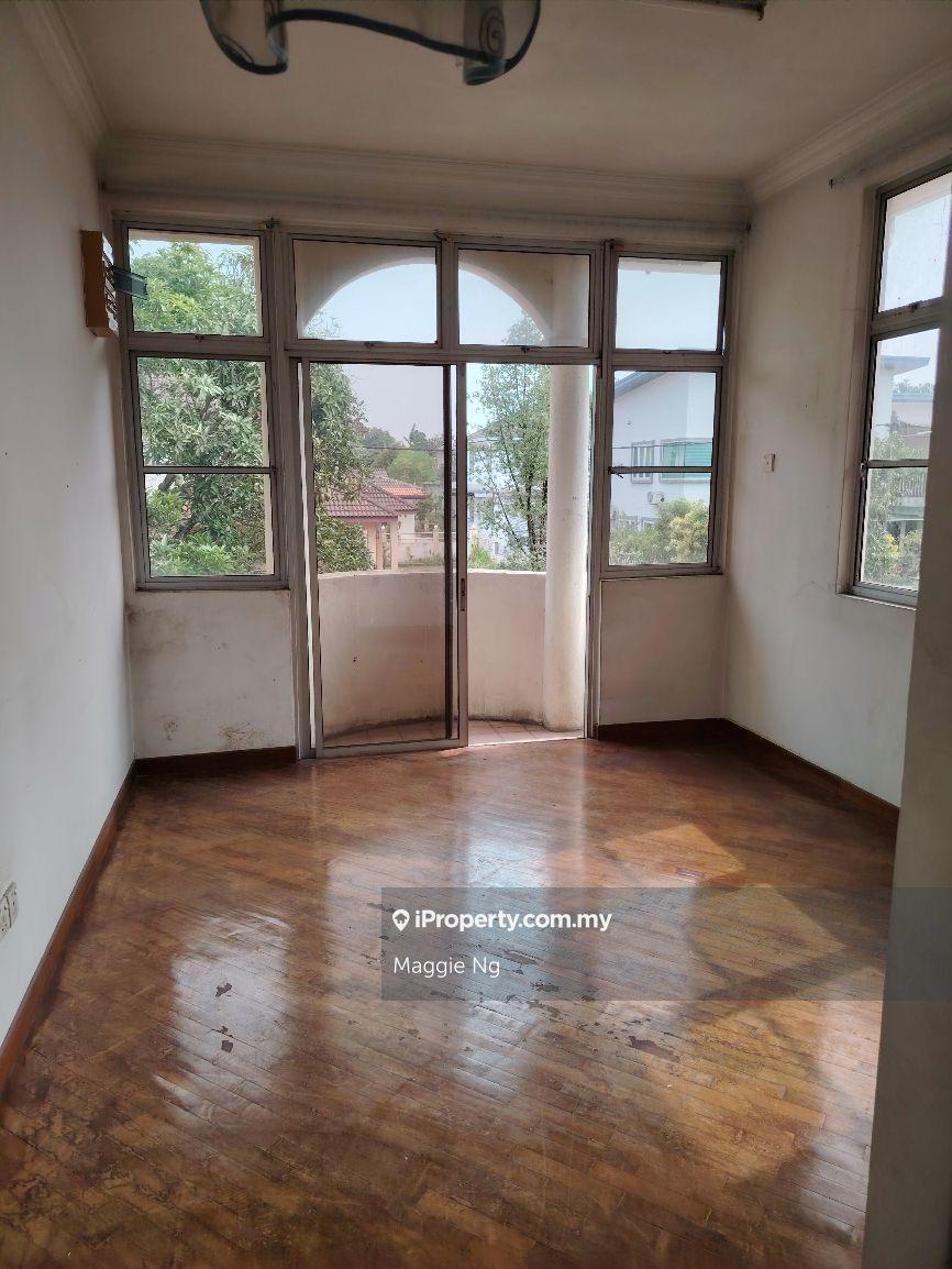 Bungalow House for Sale in Saujana Akasia, Sungai Buloh by Maggie Ng - iProperty.com.my