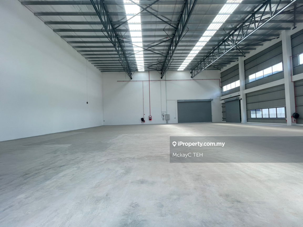 Semi-D Kilang untuk Disewa di Elmina business park, Sungai Buloh oleh MckayC TEH - iProperty.com.my