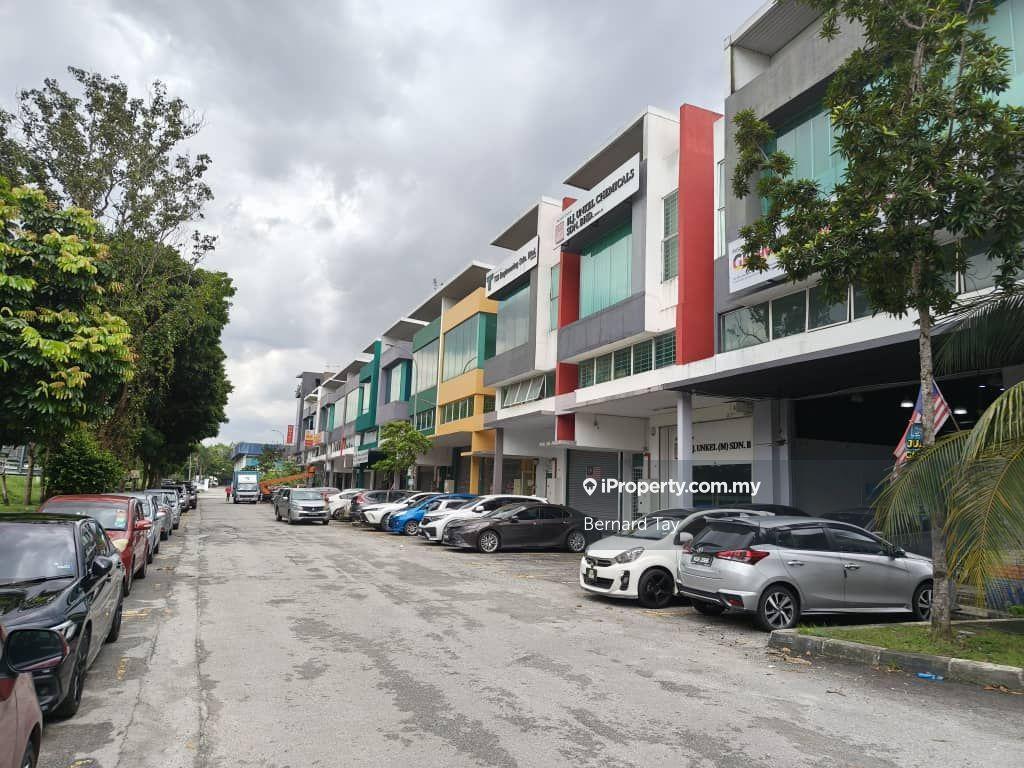 Kilang Teres untuk Dijual di Seksyen 33, Shah Alam oleh Bernard Tay - iProperty.com.my