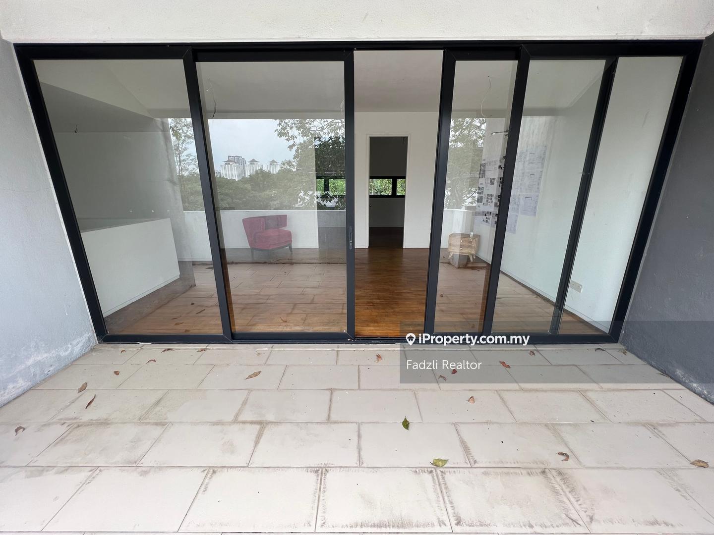 3-storey Terraced House for Sale in Seri Kembangan, Selangor by Fadzli Realtor - iProperty.com.my