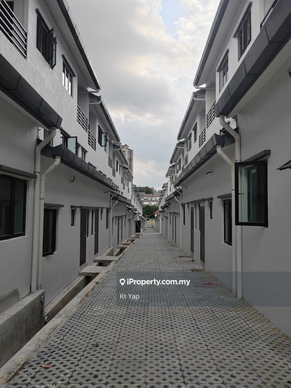 Rumah Berangkai 3 Tingkat untuk Dijual di Residensi Bukit Orkid, Orchid Hills, Cheras Batu 9, Cheras oleh Kt Yap - iProperty.com.my