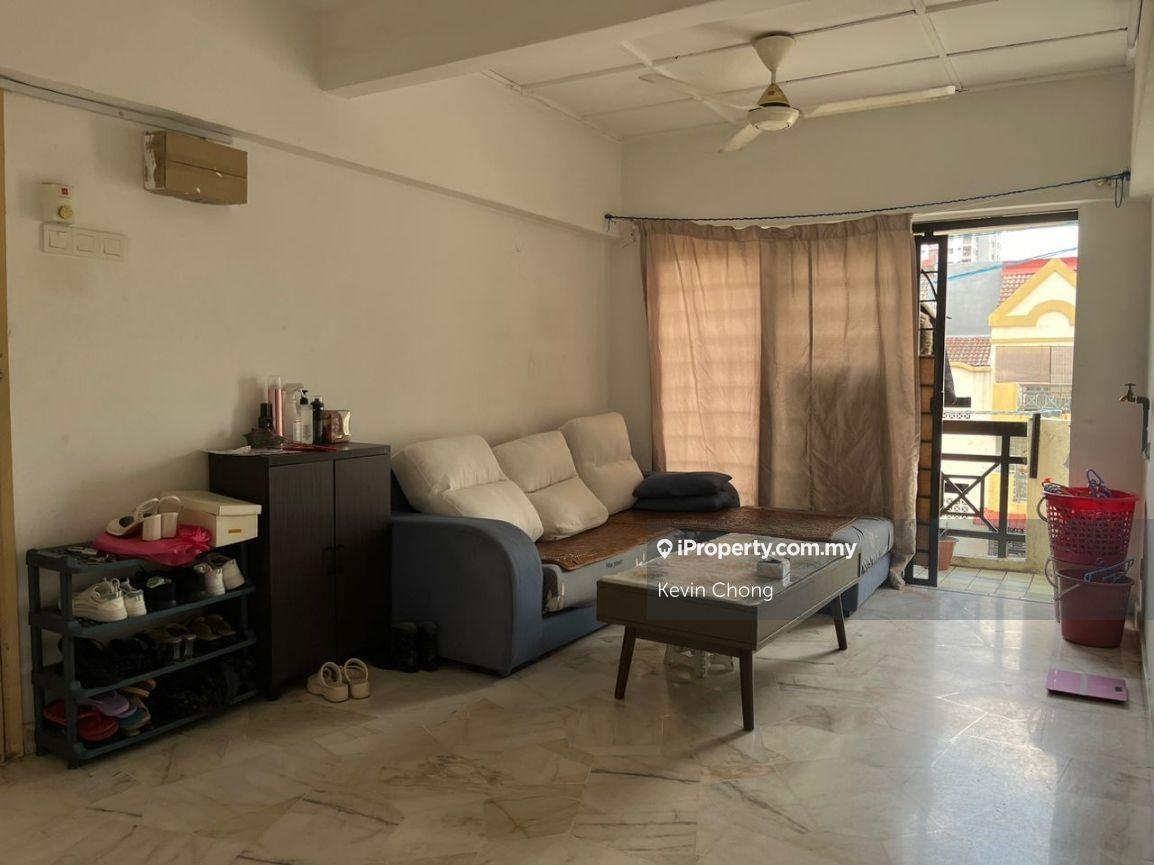 Apartment for Sale in Makmur Apartment by Kevin Chong - iProperty.com.my