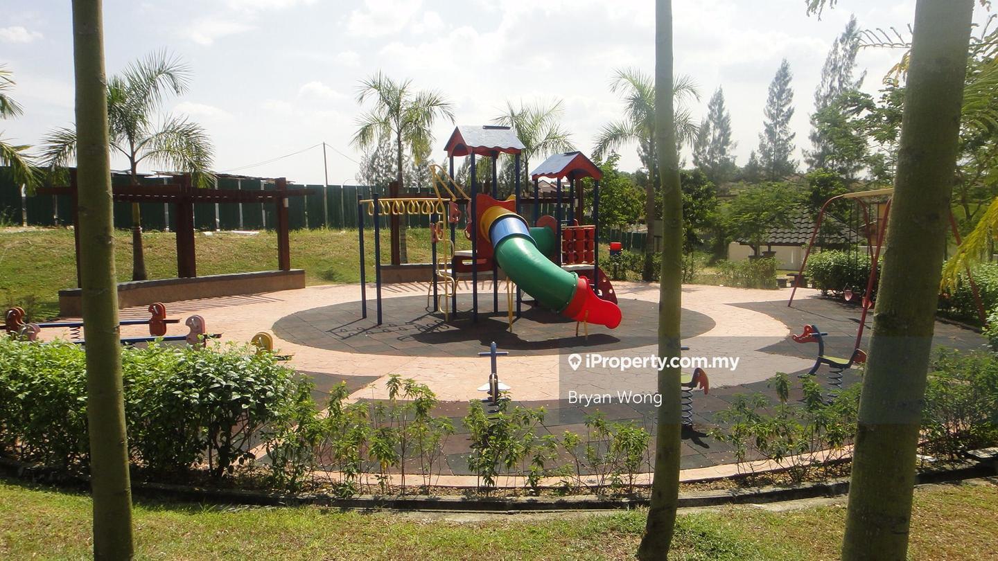 Semi-Detached House for Sale in Saujana Villa, Kajang by Bryan Wong - iProperty.com.my