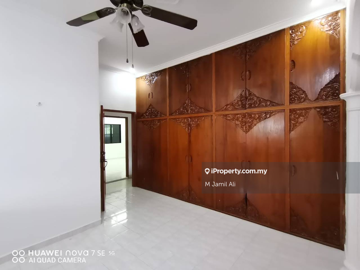 Bungalow House for Sale in Kampung Melayu, Kluang by M Jamil Ali - iProperty.com.my