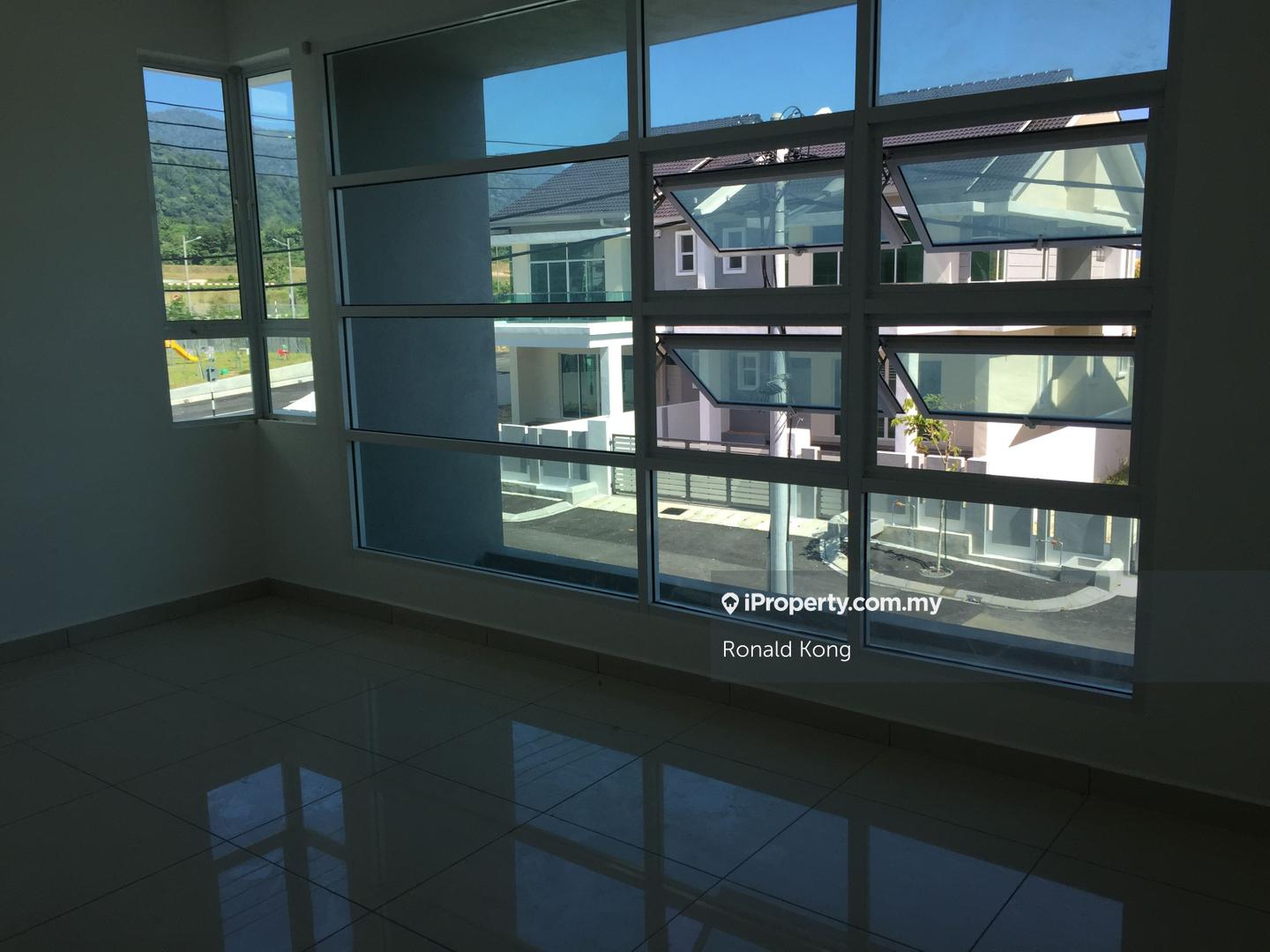 Rumah Berangkai 2 Tingkat untuk Disewa di Meru Desa Park - The Estate, Ipoh oleh Ronald Kong - iProperty.com.my