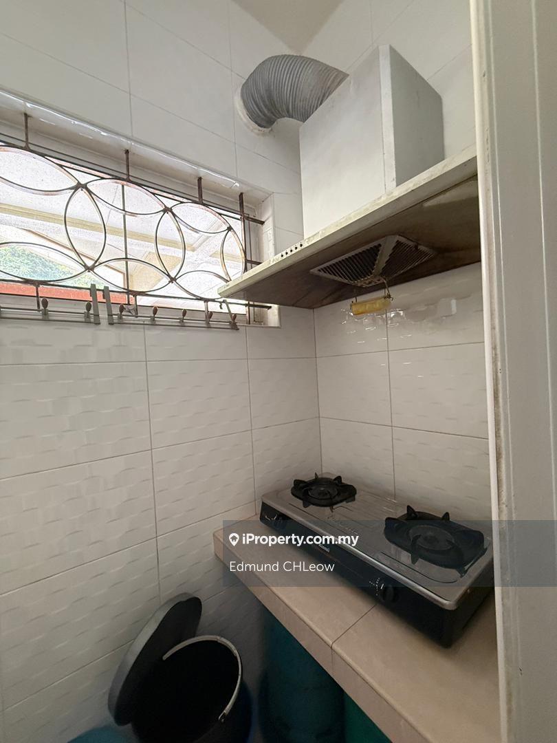 Townhouse for Sale in Taman Amansiara, Rawang by Edmund CHLeow - iProperty.com.my