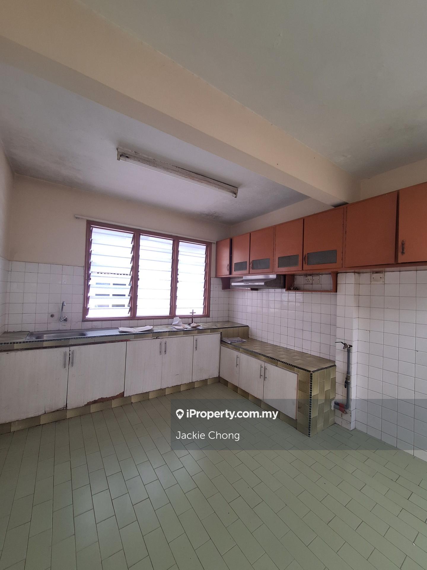 2-storey Terraced House for Sale in Happy Garden, Kuchai Lama by Jackie Chong - iProperty.com.my